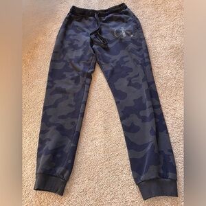 Calvin Klein Camo Monogram Logo Drawstring Joggers Sweatpants. Size M